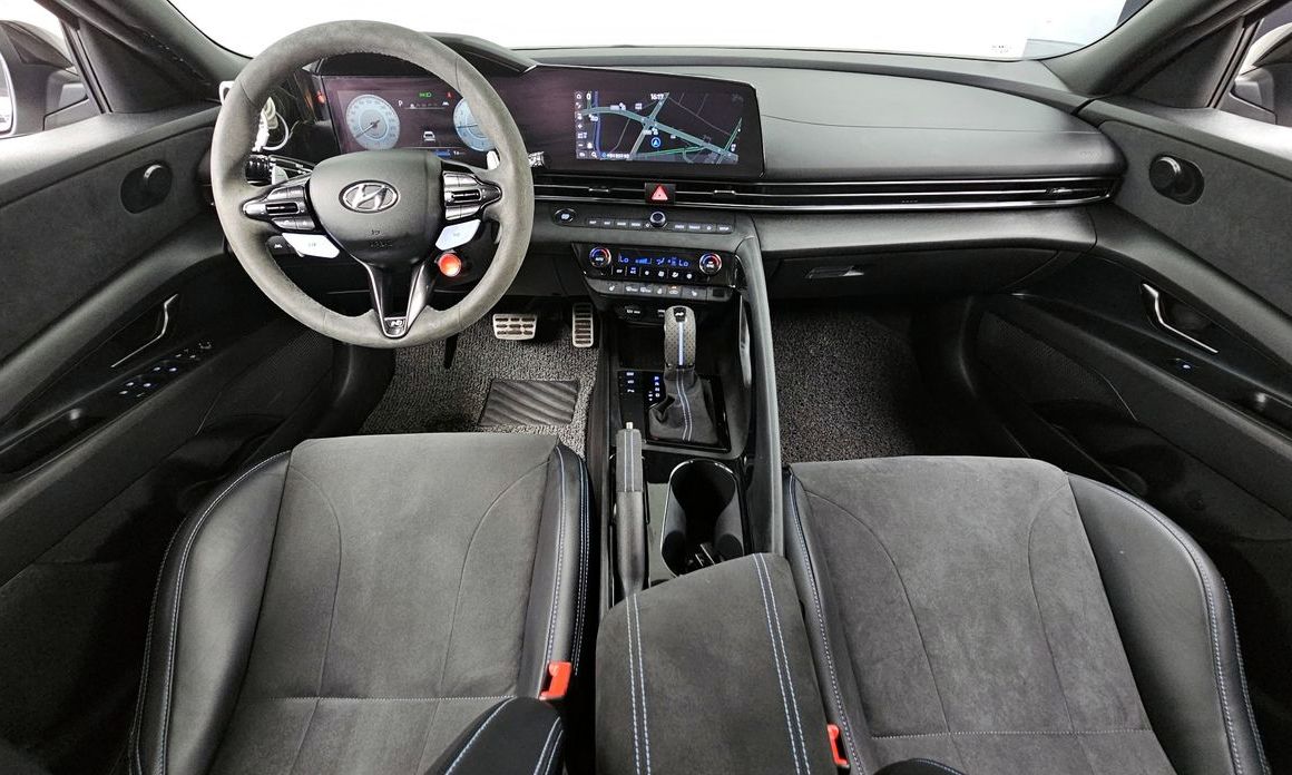Hyundai AVANTE 2022