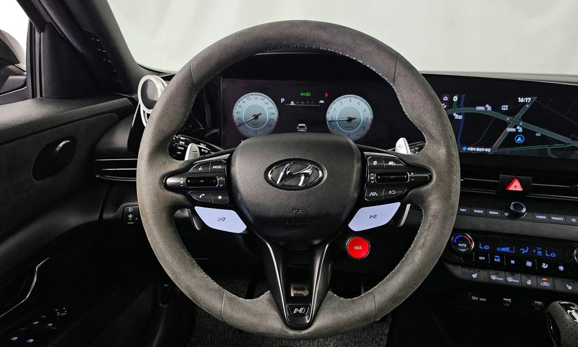 Hyundai AVANTE 2022