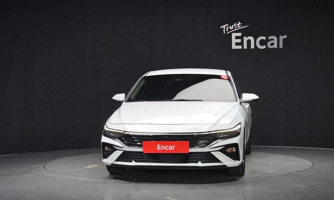 Hyundai AVANTE 2025