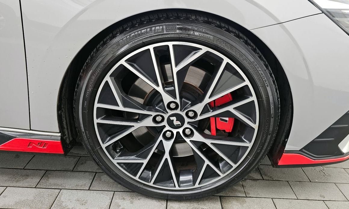 Hyundai AVANTE 2022