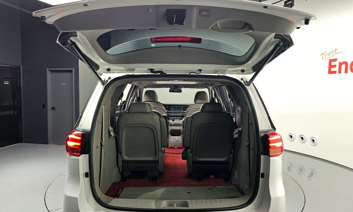 Kia Canival 2020