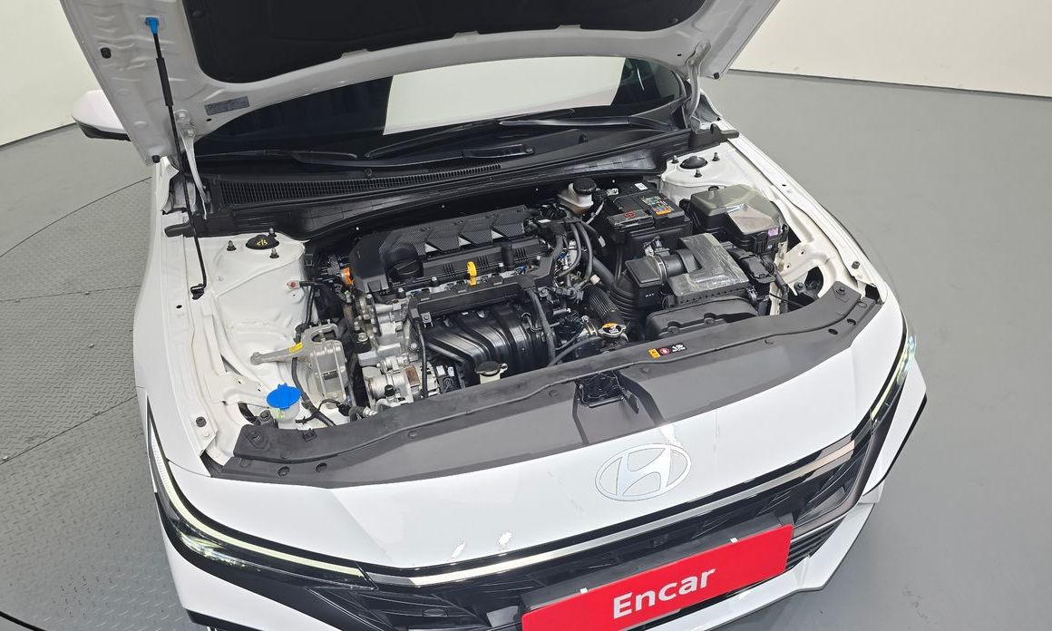 Hyundai AVANTE 2024