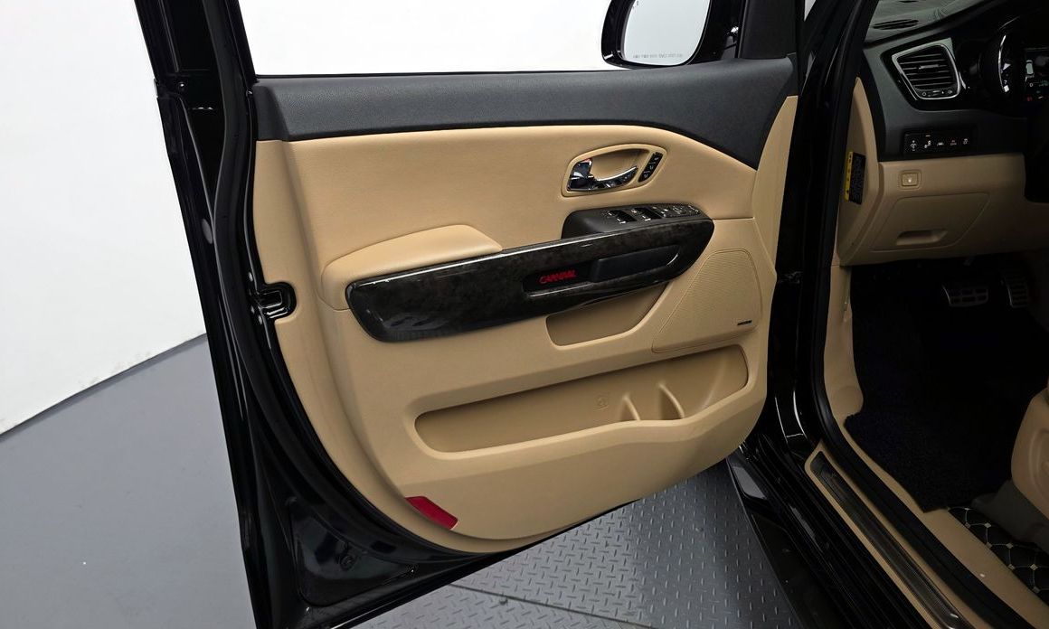 Kia Canival 2019
