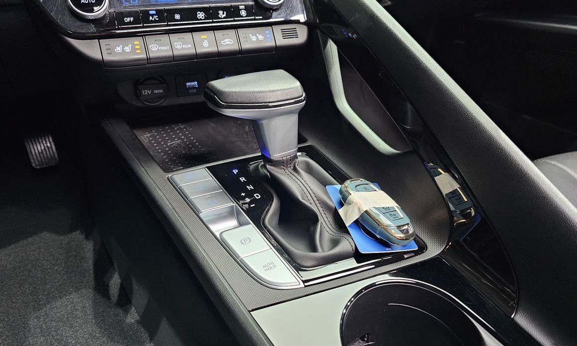 Hyundai AVANTE 2021