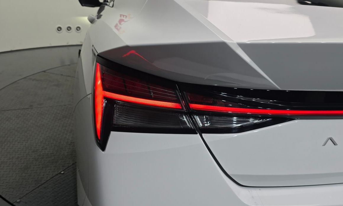 Hyundai AVANTE 2024