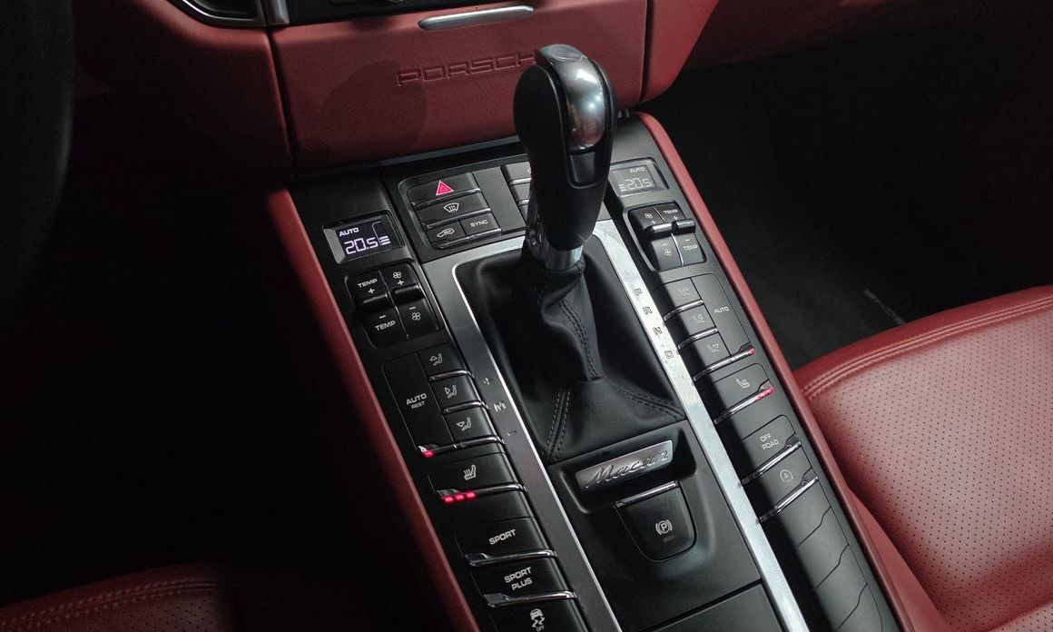 Porsche Macan 2015