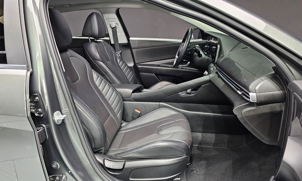Hyundai AVANTE 2021