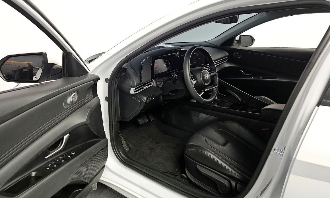 Hyundai AVANTE 2026