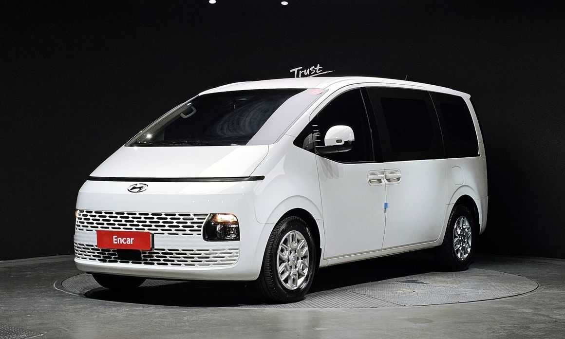 Hyundai Staria 2023