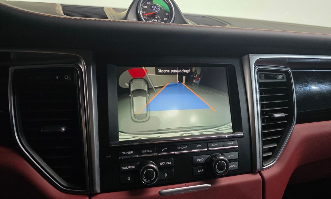 Porsche Macan 2015