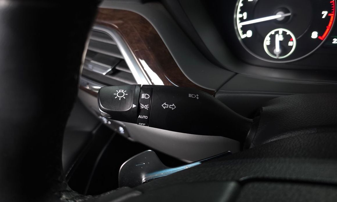 Genesis EQ900 2018