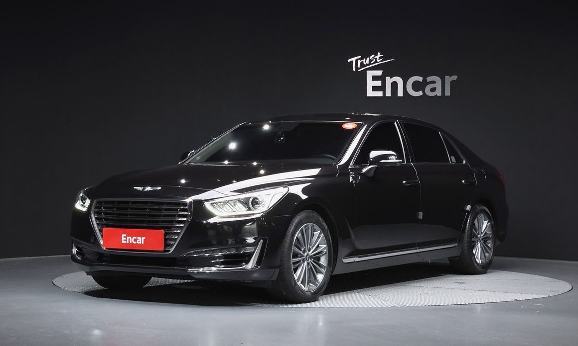 Genesis EQ900 2018