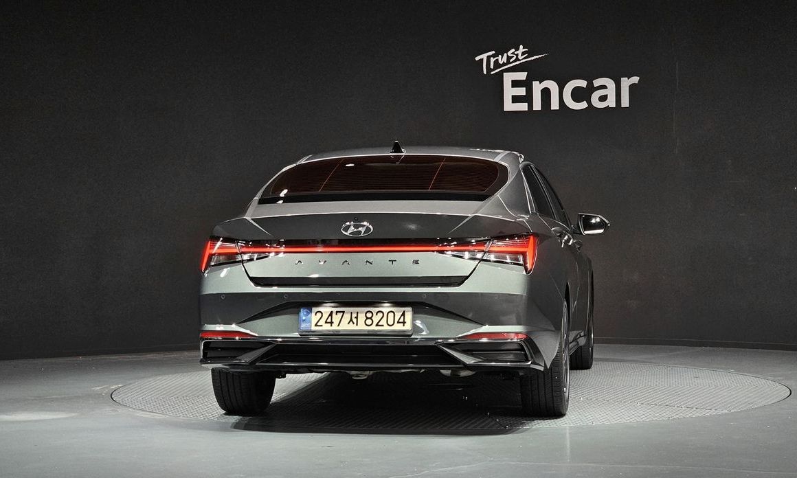 Hyundai AVANTE 2021