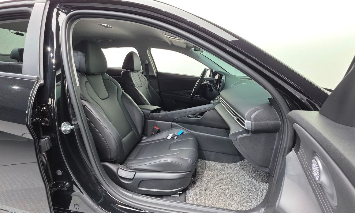 Hyundai AVANTE 2022