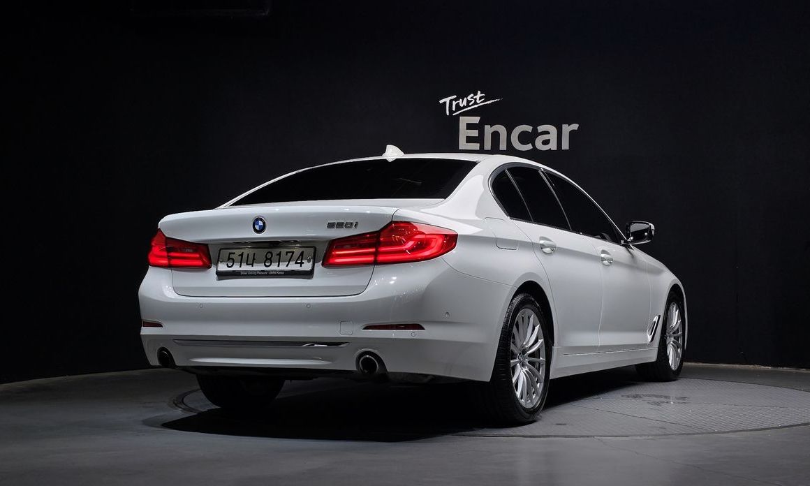 BMW 5-Series 2019