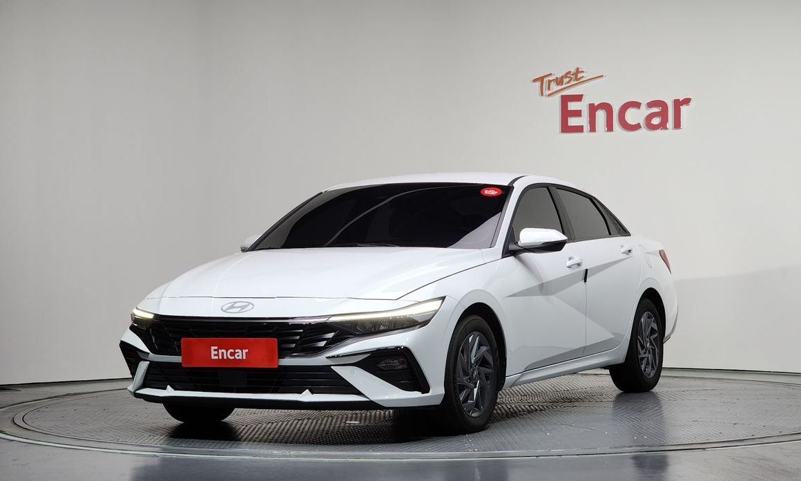 Hyundai AVANTE 2025