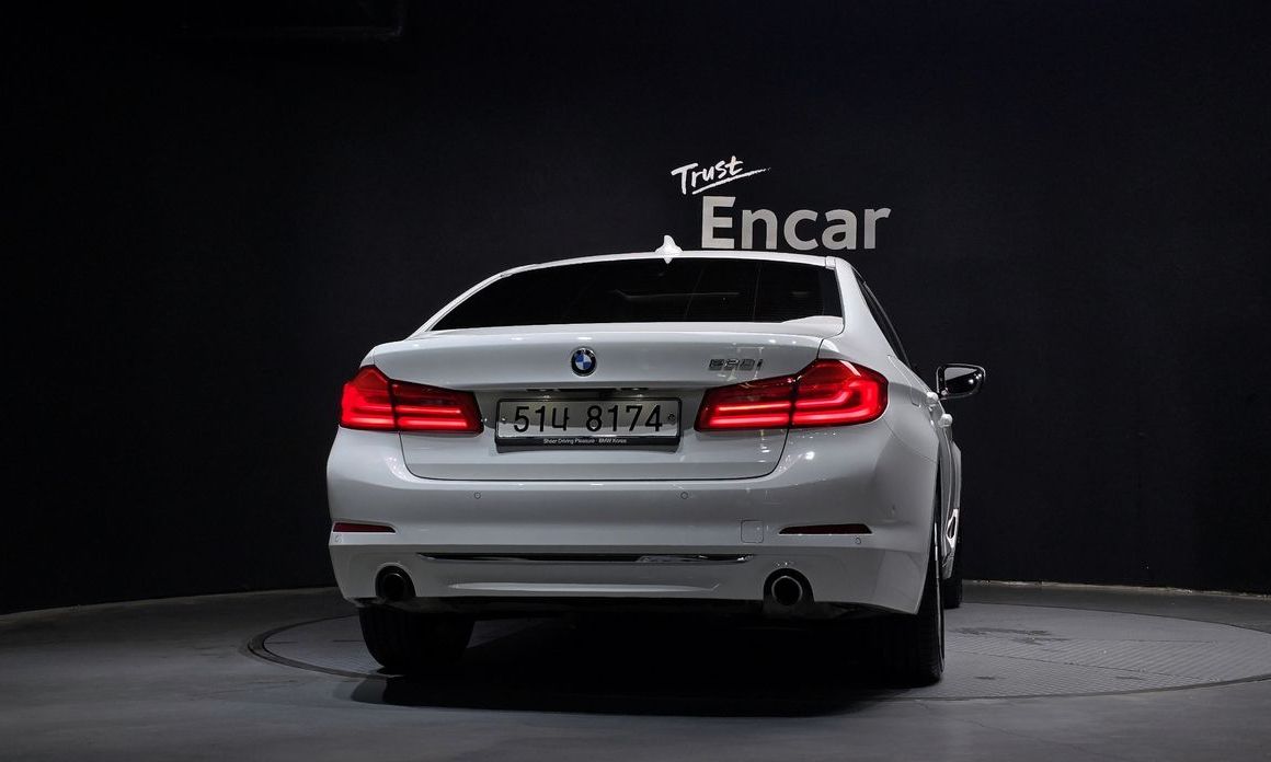BMW 5-Series 2019