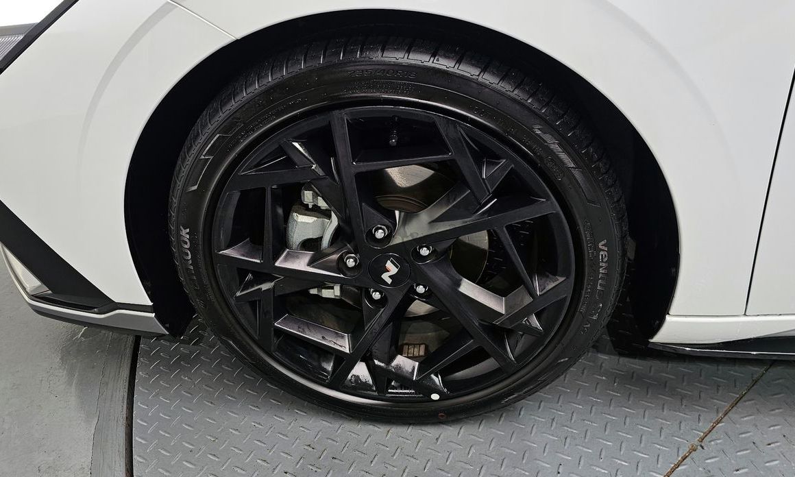 Hyundai AVANTE 2024