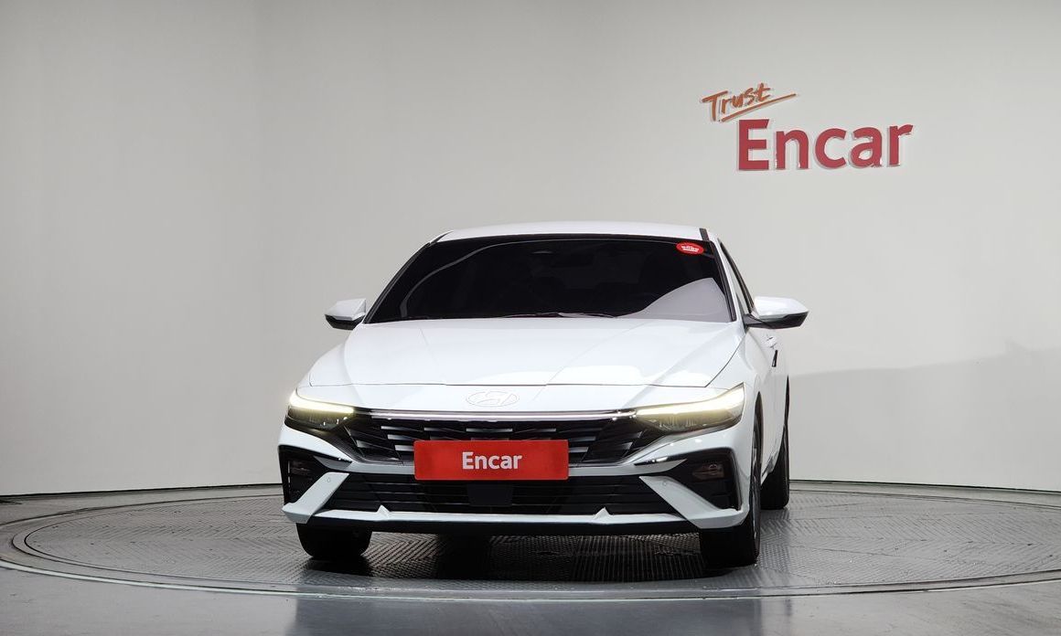 Hyundai AVANTE 2025