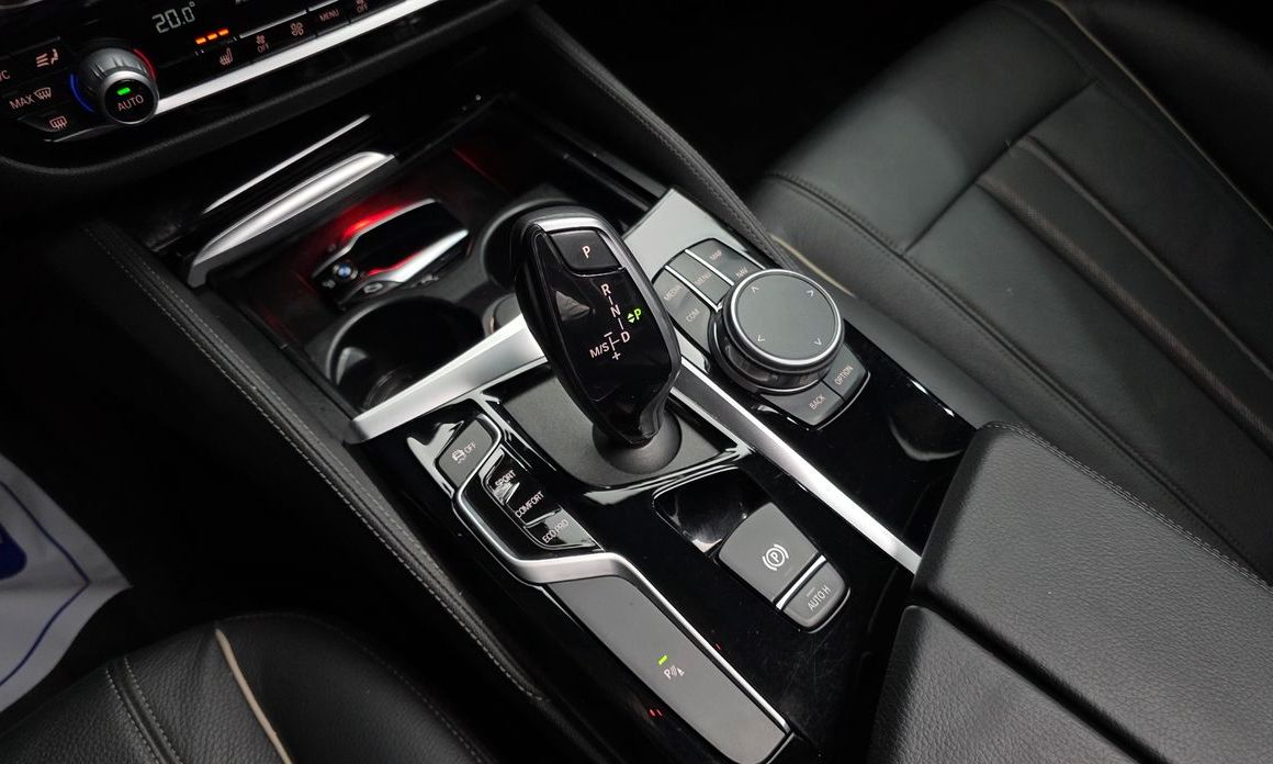 BMW 5-Series 2019