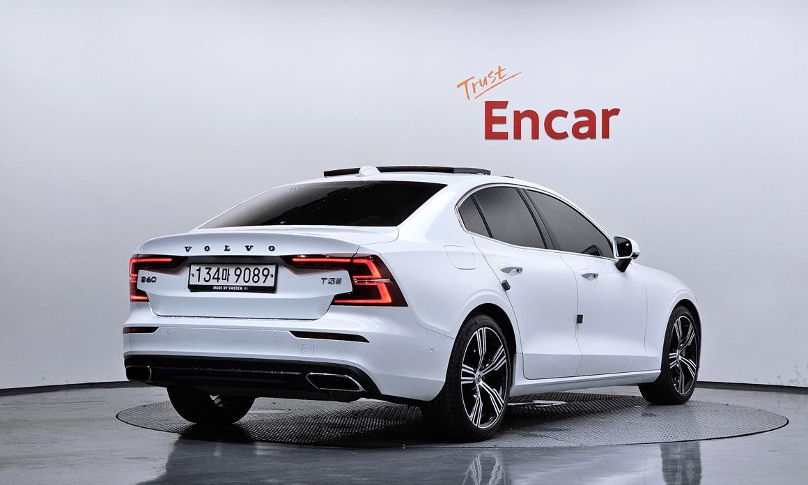 Volvo S60 2020