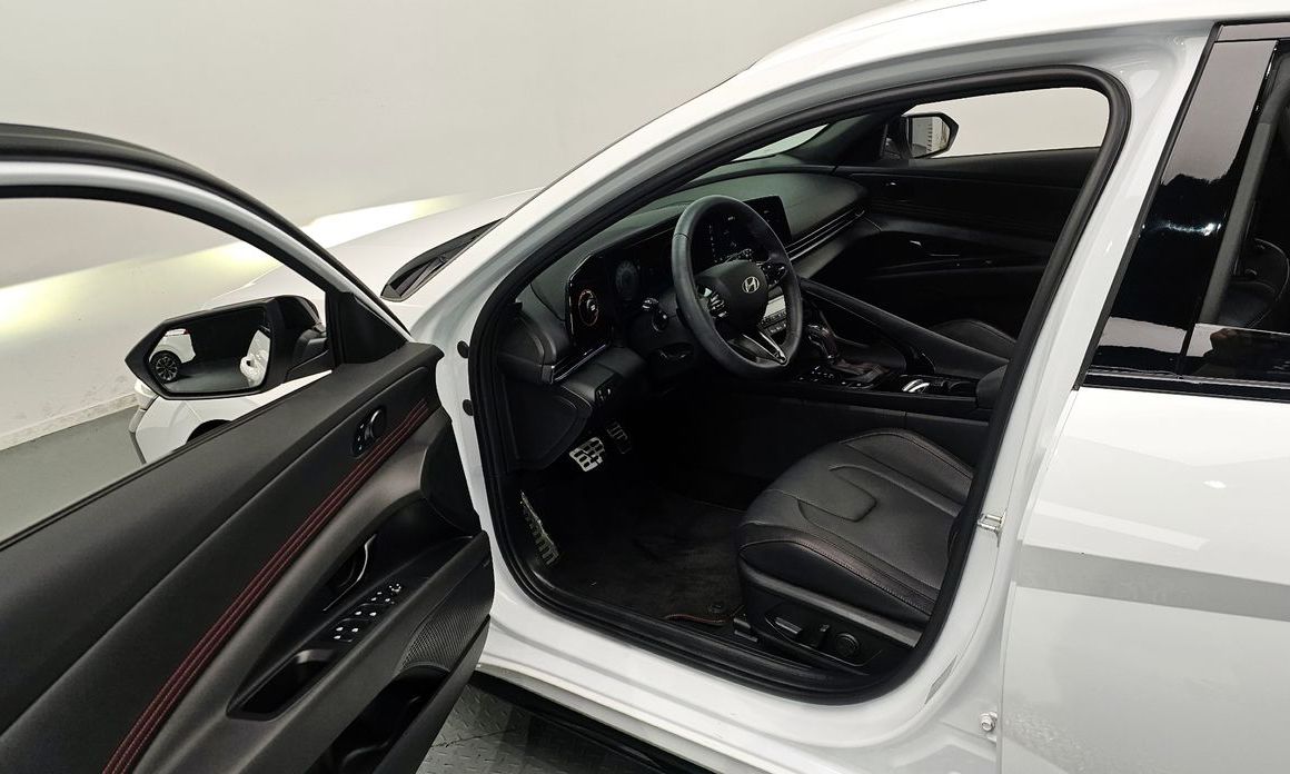 Hyundai AVANTE 2024