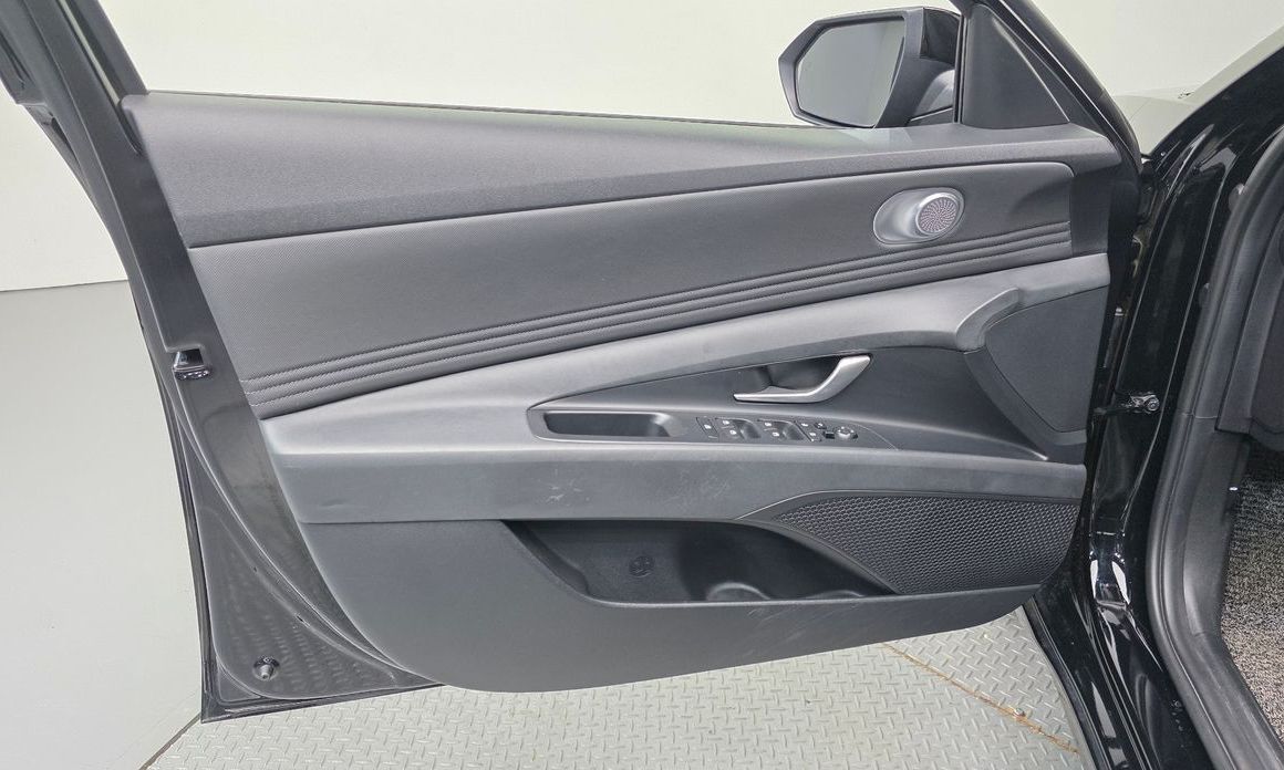 Hyundai AVANTE 2022