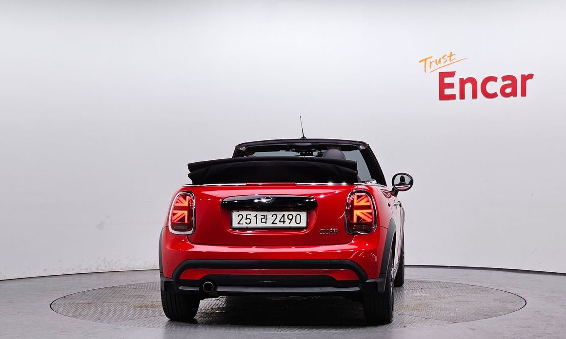 Mini Cooper Convertible 2024