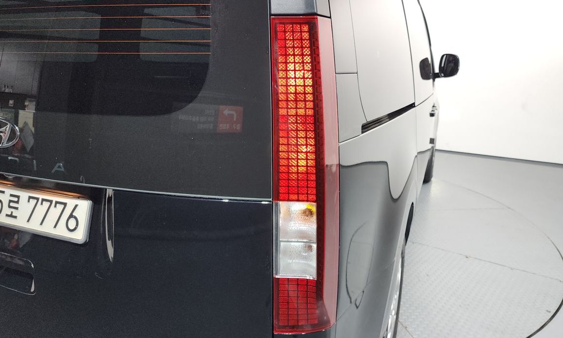 Hyundai Staria 2023