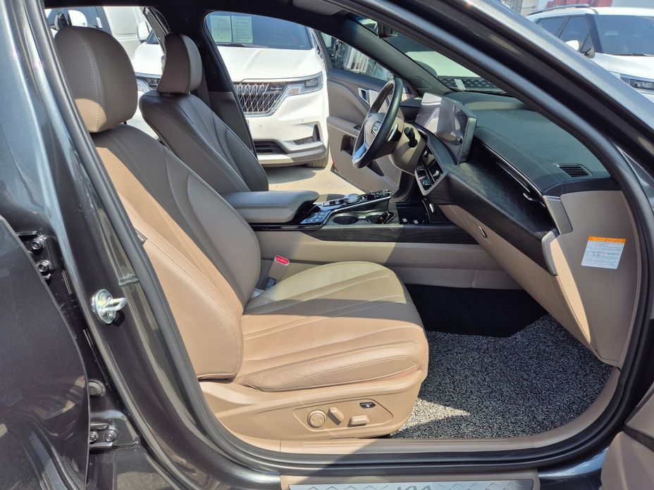 Kia K8 2023
