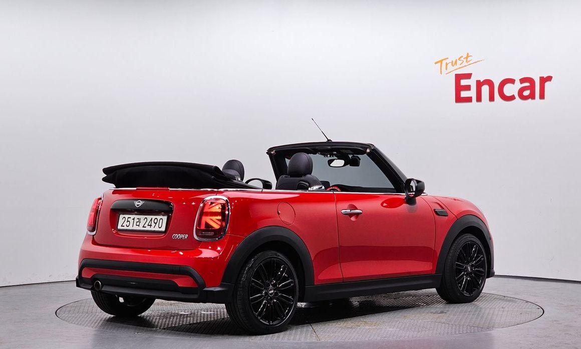 Mini Cooper Convertible 2024