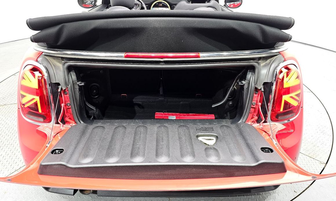 Mini Cooper Convertible 2024