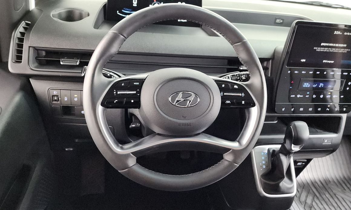 Hyundai Staria 2023