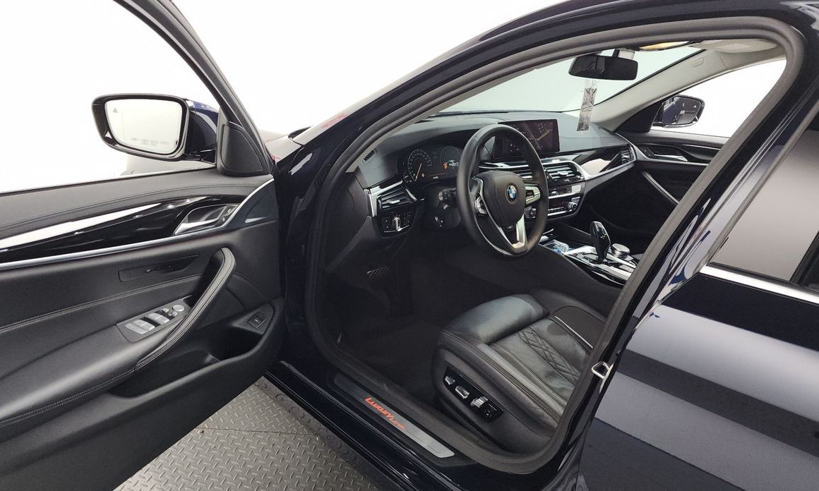 BMW 5-Series 2019