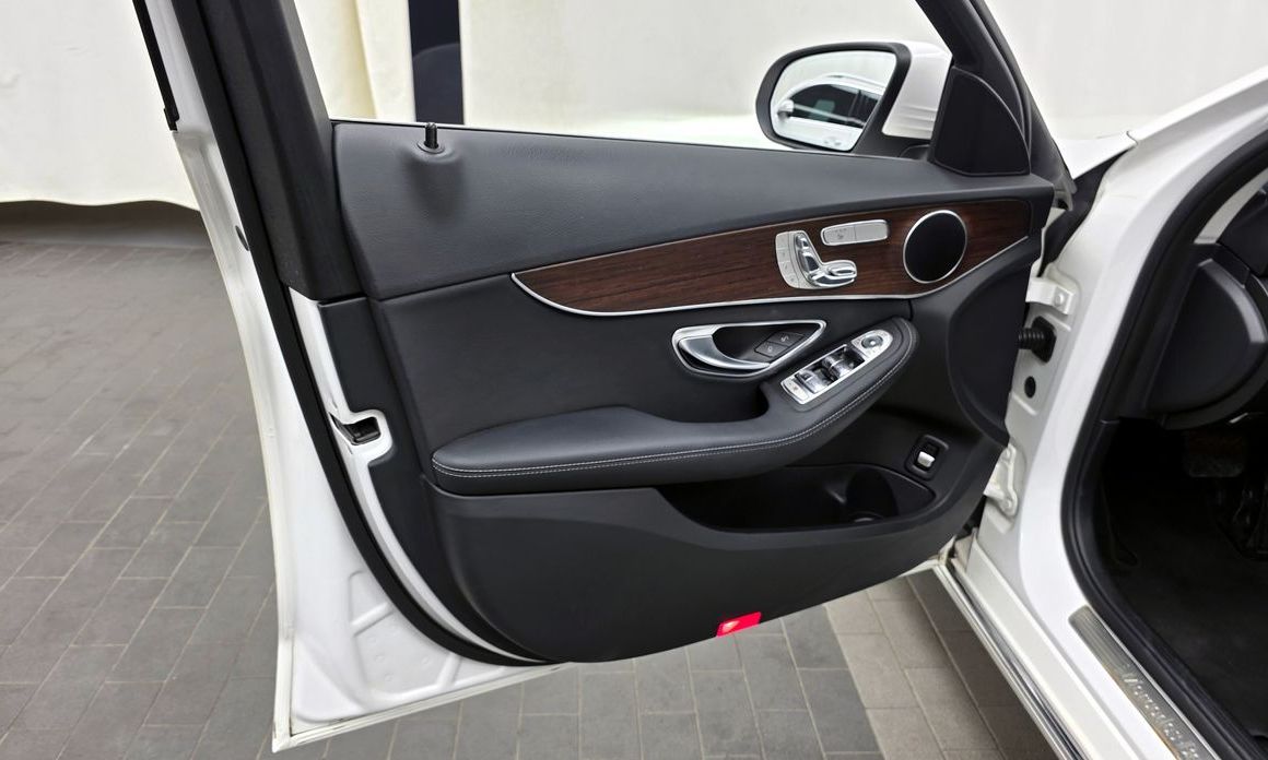 Mercedes-Benz C-Class 2020