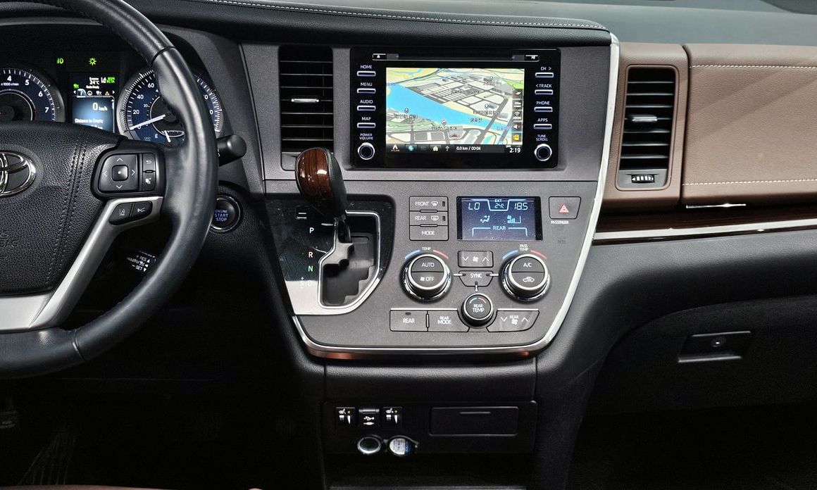 Toyota Sienna 2018