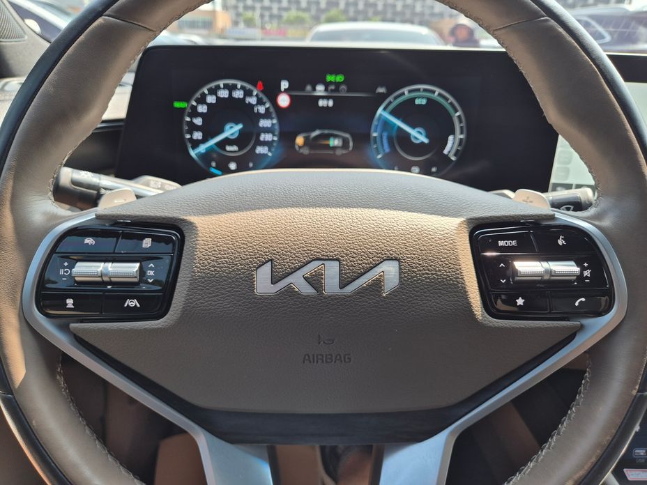 Kia K8 2023
