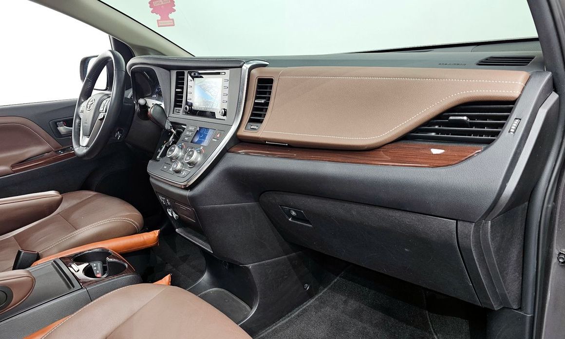 Toyota Sienna 2018