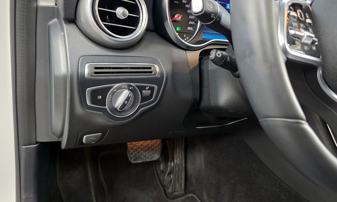 Mercedes-Benz C-Class 2020