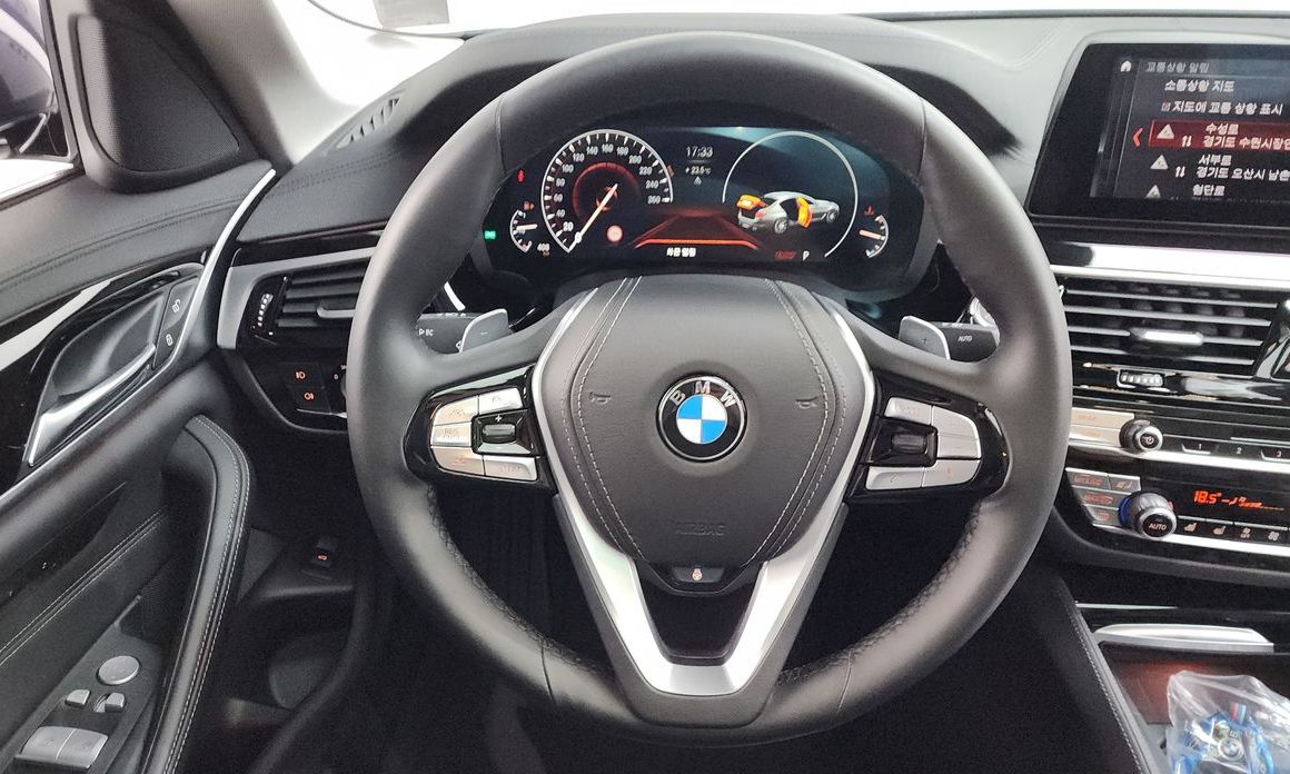 BMW 5-Series 2019