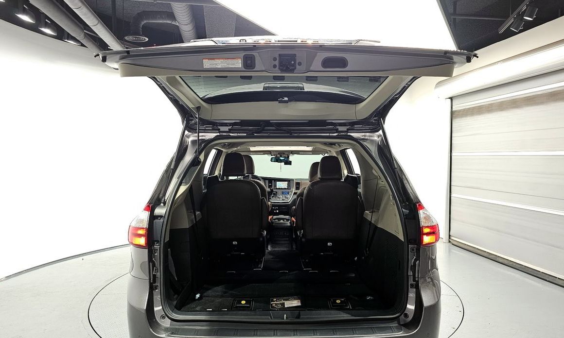 Toyota Sienna 2018