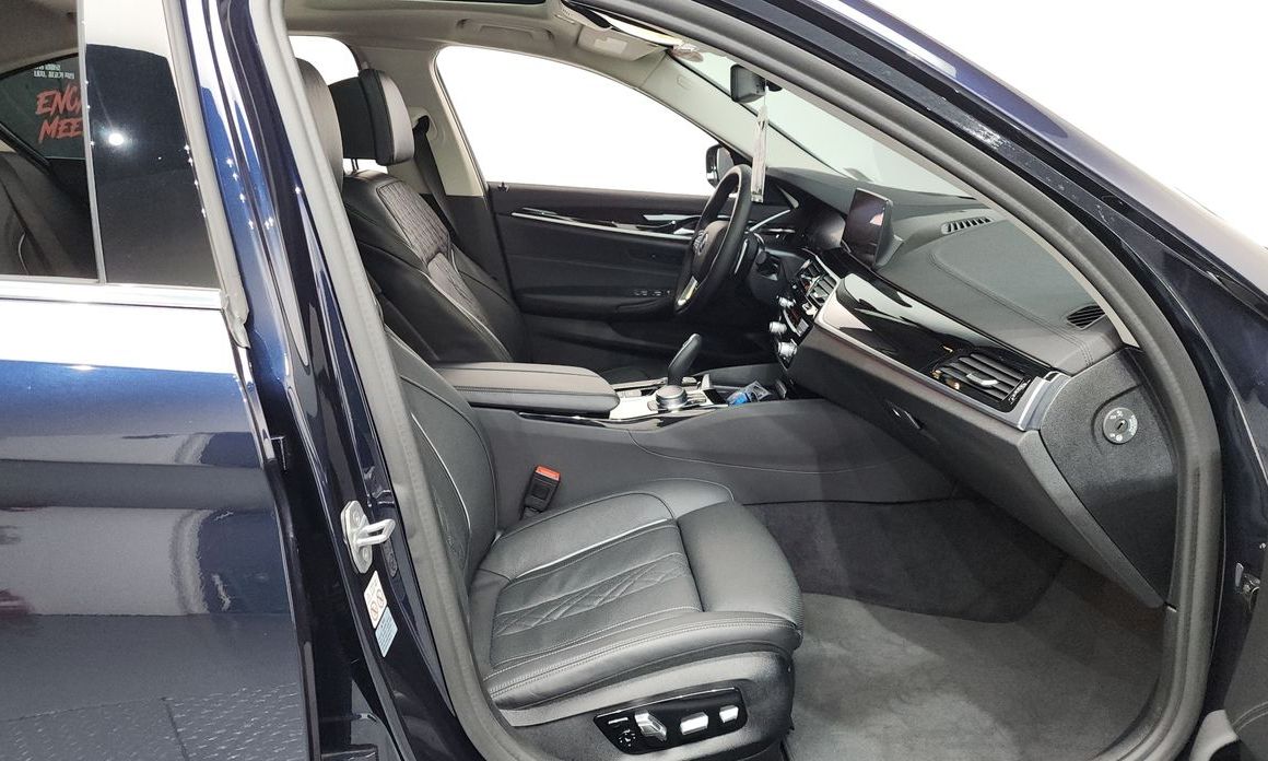 BMW 5-Series 2019