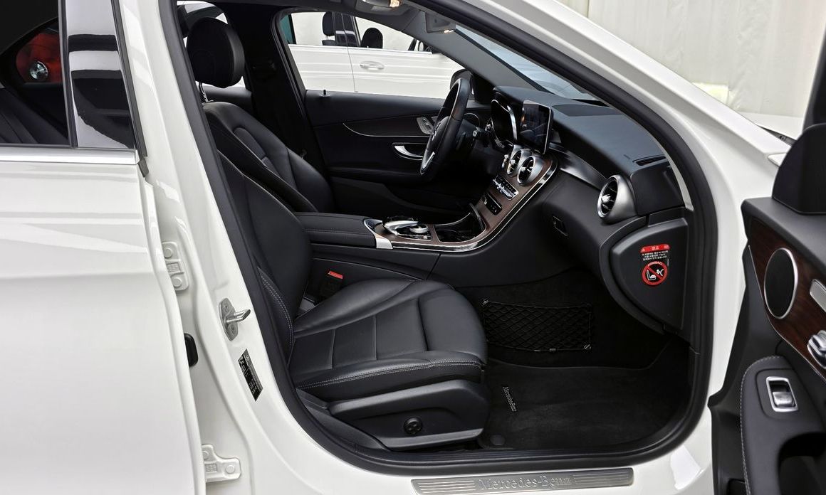 Mercedes-Benz C-Class 2020