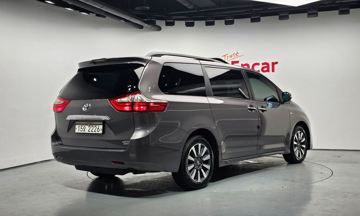 Toyota Sienna 2018