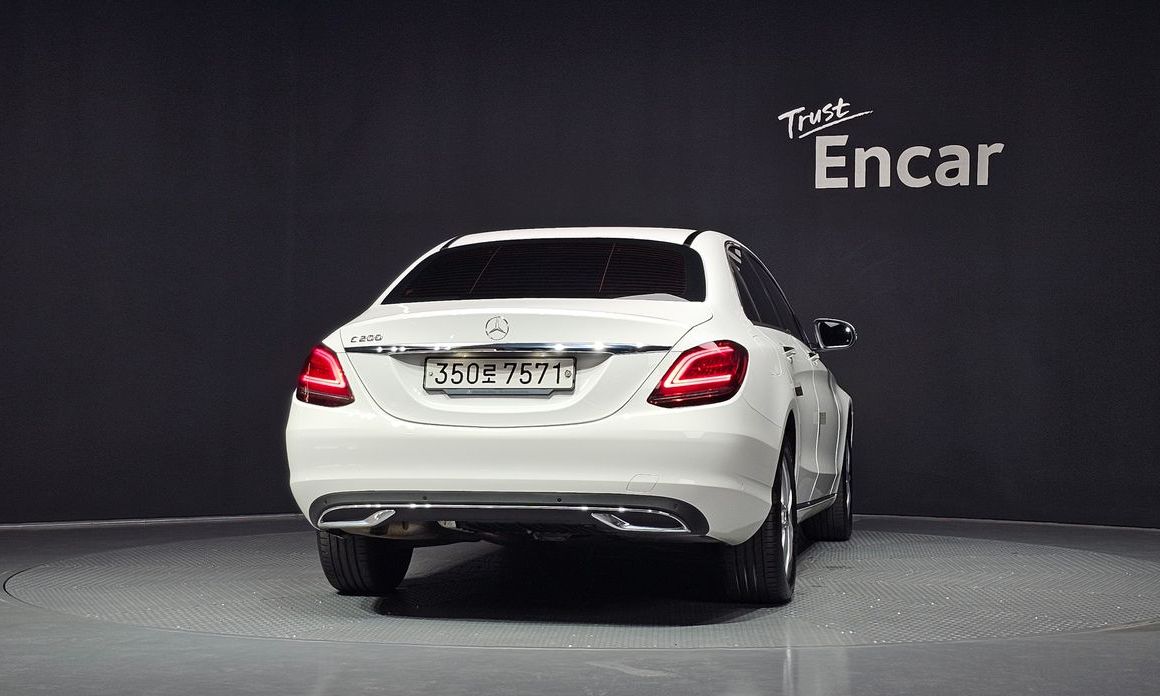 Mercedes-Benz C-Class 2020