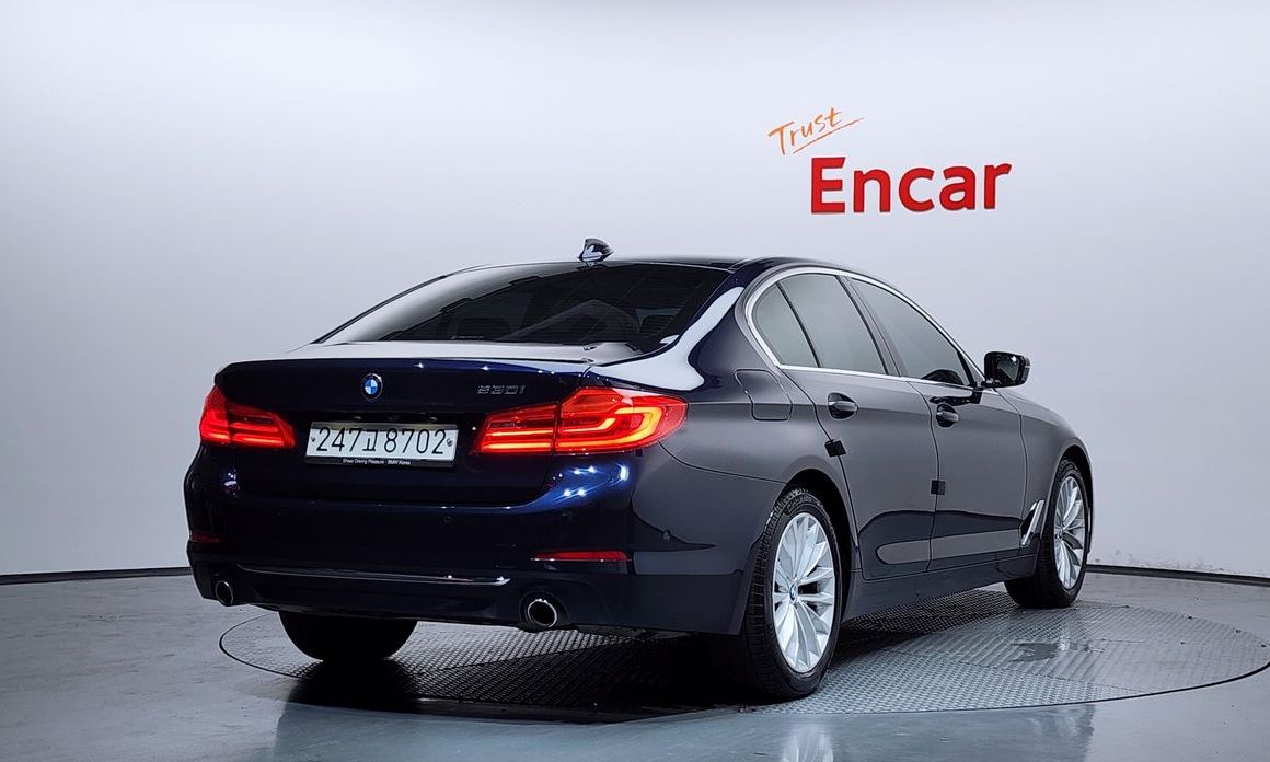 BMW 5-Series 2019