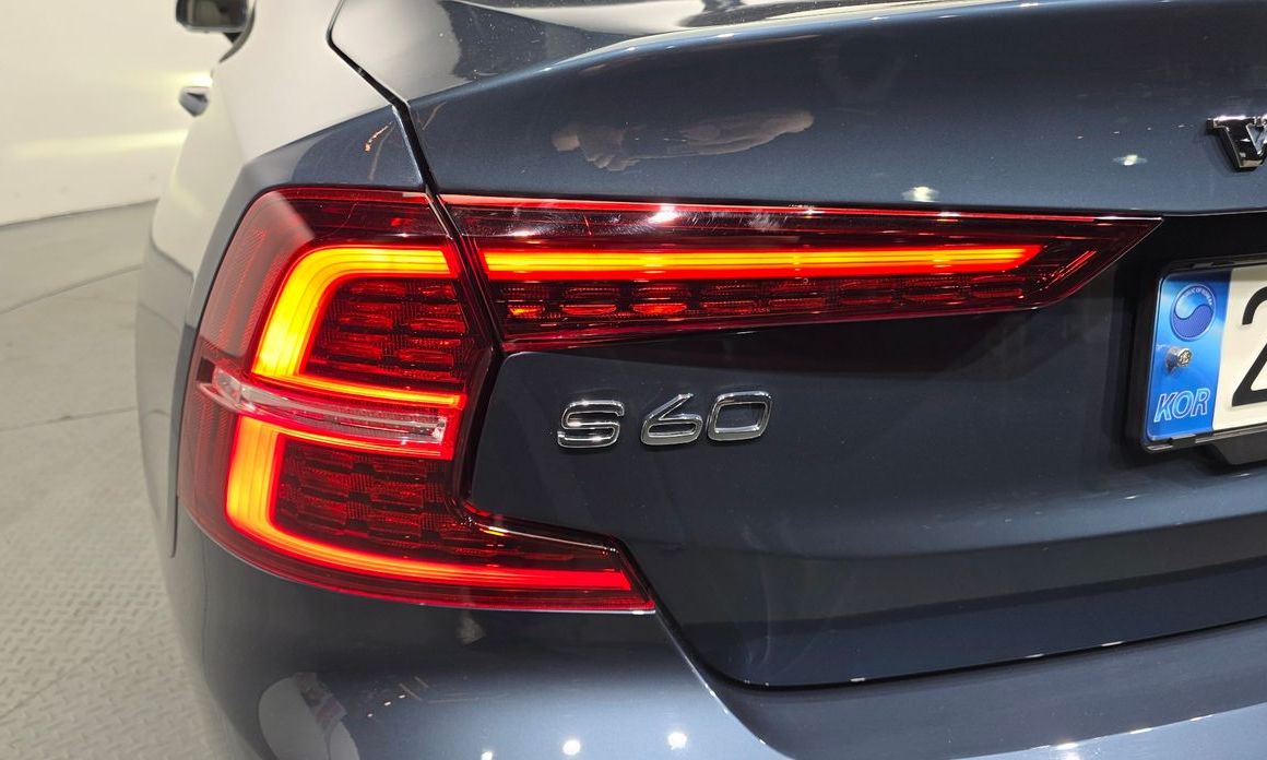 Volvo S60 2021