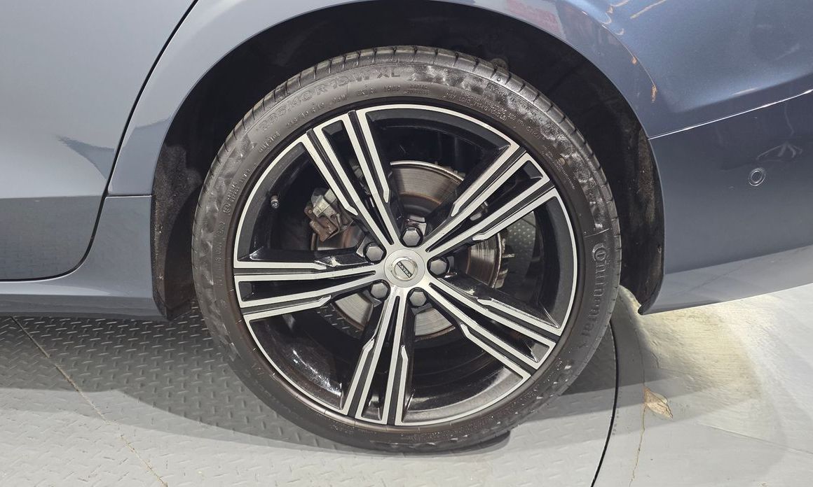 Volvo S60 2021