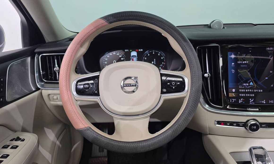 Volvo S60 2021