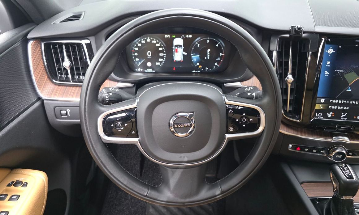 Volvo XC60 2019